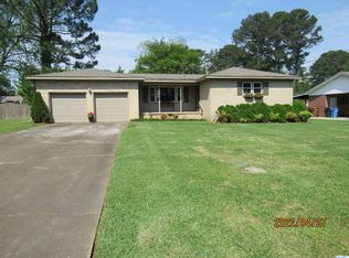 1008 Mason Dr NW, Hartselle, AL 35640