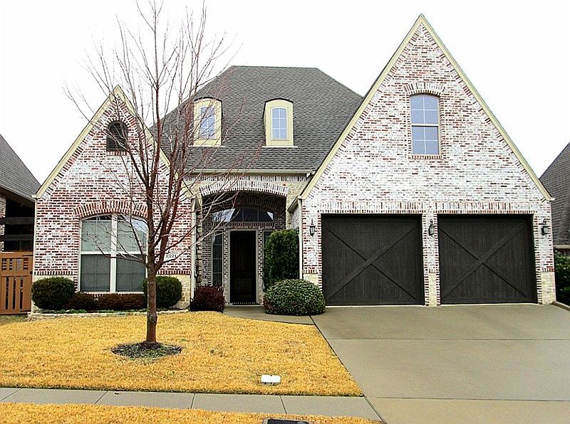 1st image of 2221 Thornwood