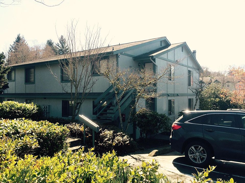 1st image of 1207 11th Ave SE APT D