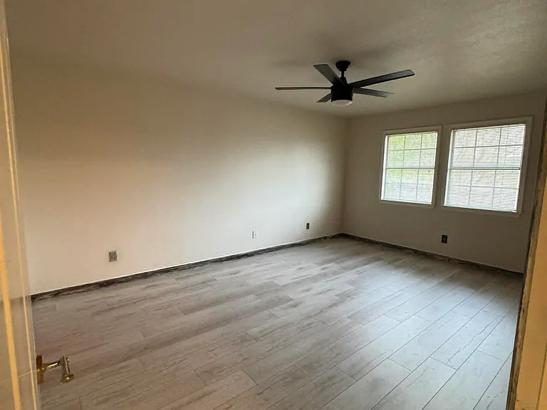 3610 Soft Wind Ct — Photo 10