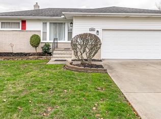5934 Mayflower Ave, Mayfield Heights, OH 44124