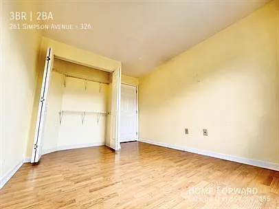 261 Simpson Ave #326 — Photo 7