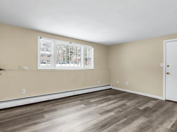 3 Shady Ln #1, Plaistow, NH 03865
