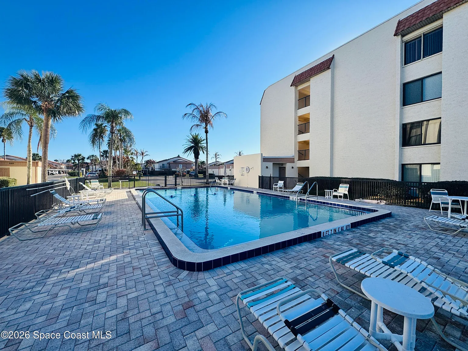 2 bed, 2.0 bath, 1344 sqft, $2,700 — Photo 4