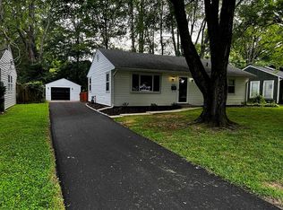 1314 Mark Trail Rd, Lyndon, KY 40242