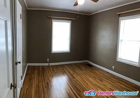 3rd image of 657 7th Ave S