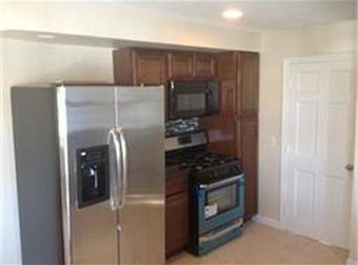 2nd image of 13 Kingman Ave #3
