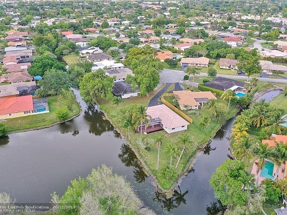 3rd image of 3880 NW 106th Dr