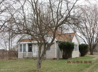 25065 County Road 215, Bangor, MI 49013