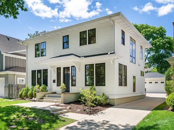 5808 Oaklawn Ave, Edina, MN 55424
