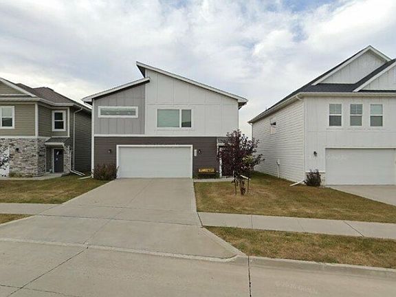 2nd image of 1004 NE 19th St