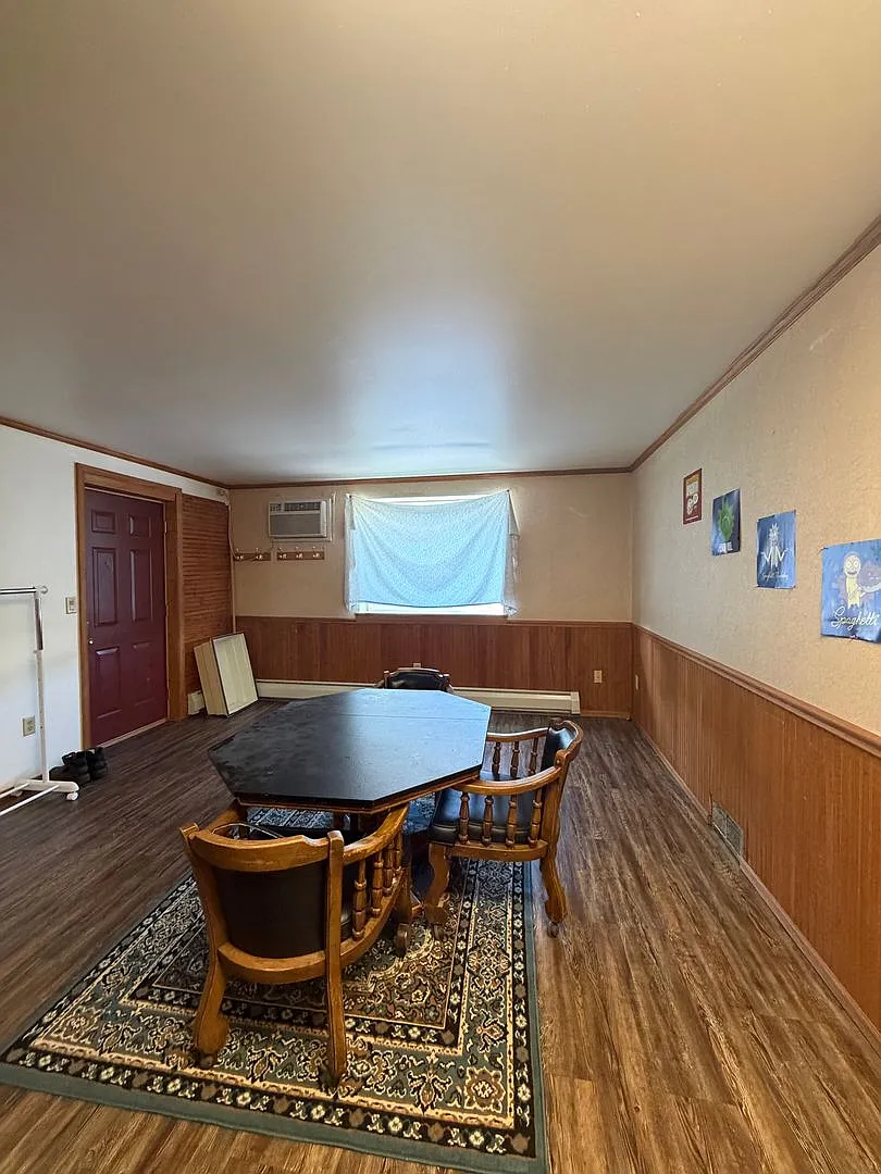 Valley Apartments — Photo 2