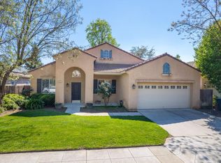 2381 E Christopher Dr, Fresno, CA 93720