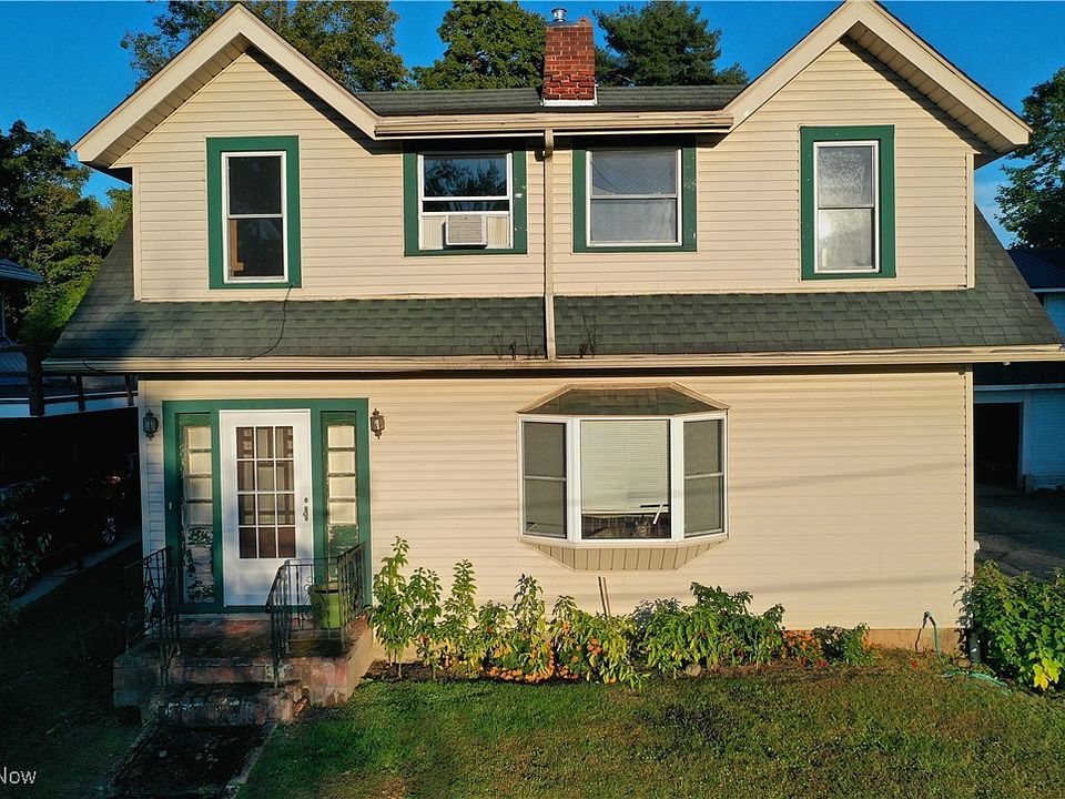 1st image of 910 Fairview Ave