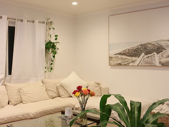 5th image of 1759 Fairdale Ave