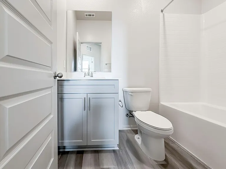 28076 Melrose Dr — Photo 38