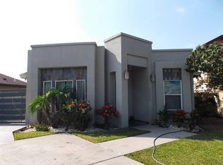 13136 Kickapoo Dr, Laredo, TX 78045