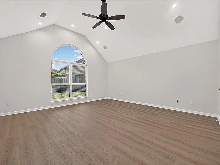 5607 Granite Falls Ln — Photo 34