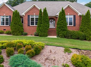 9727 Shadow Valley Cir, Chattanooga, TN 37421