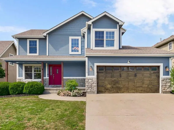 1024 Tamarisk Dr, Leavenworth, KS 66048