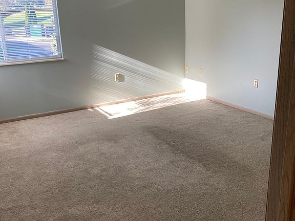 2nd image of 1465 Buckingham Gate Blvd #Z