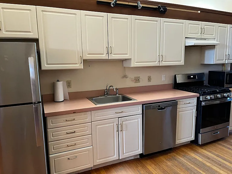 391 State St #1 — Photo 18