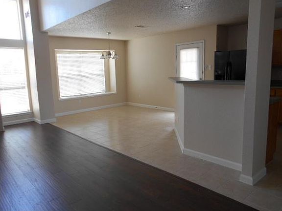 2nd image of 142 Southwood Dr