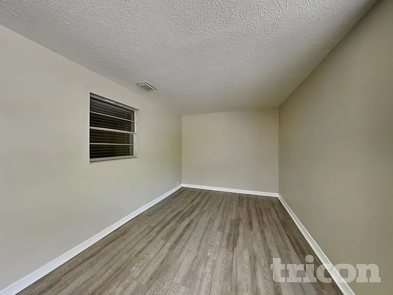 14314 Ravenwood Ln — Photo 20