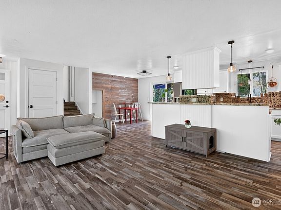 4th image of 5696 E Collins Road