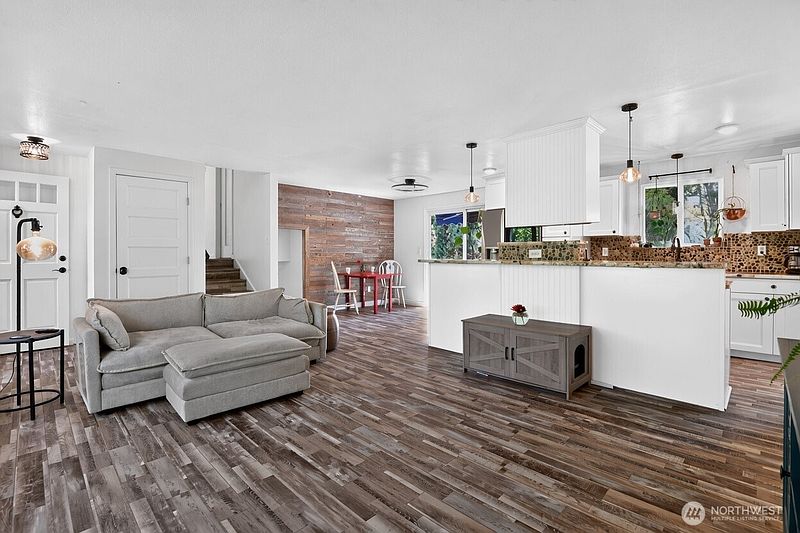 4th image of 5696 E Collins Road