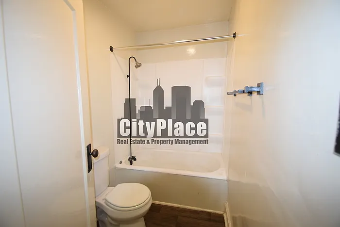 721 N Denny St — Photo 16