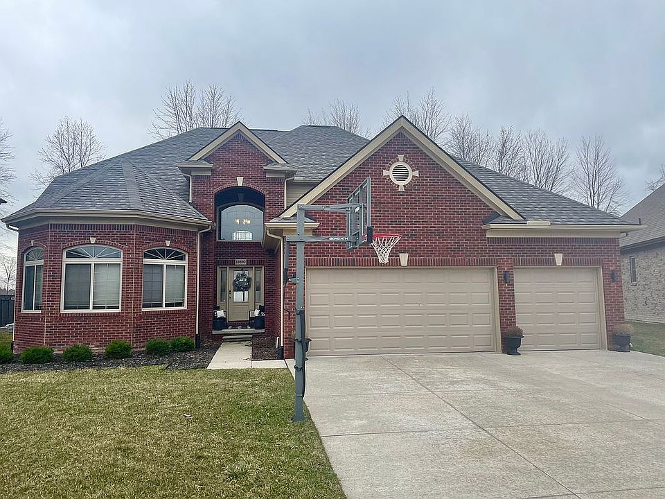 1st image of 18820 Bedford Dr