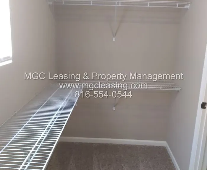 9444 N Baltimore Ave — Photo 11