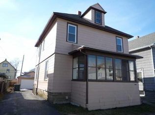 51 Mayflower St, Rochester, NY 14615