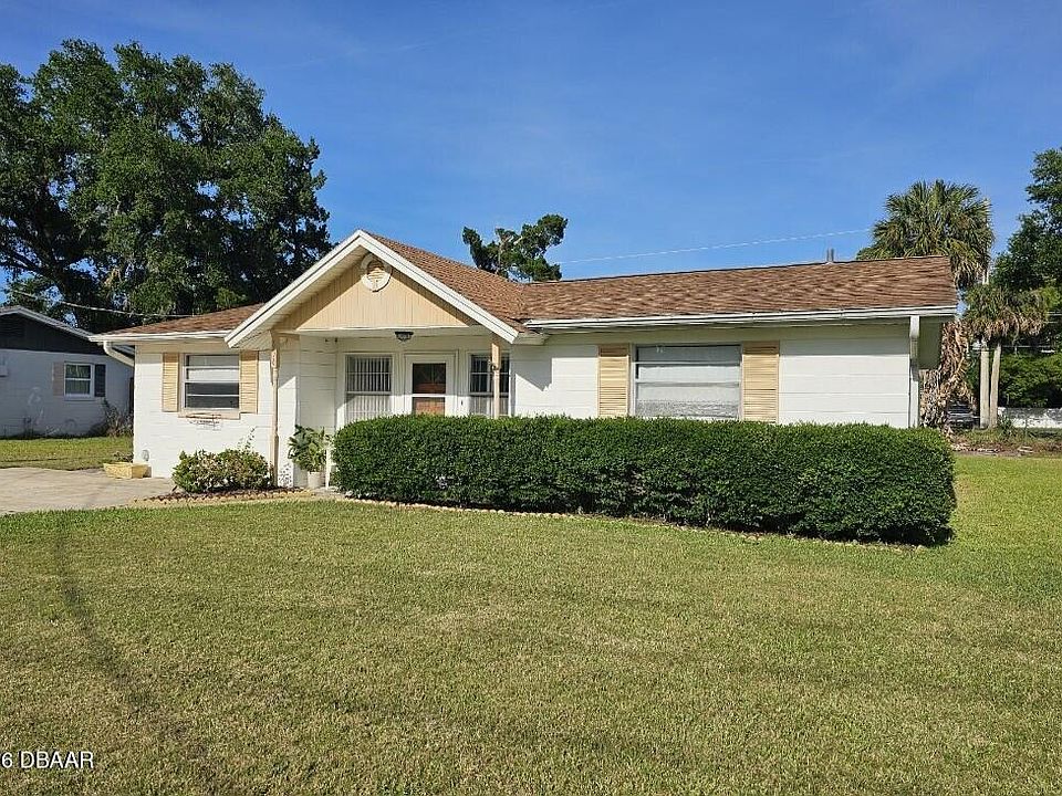 2nd image of 634 6th St