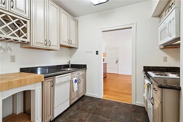 4239 Saint Charles Ave #K — Photo 8