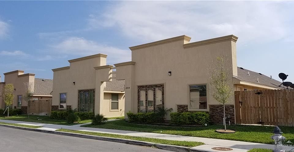 1st image of 2204 Taxco Ct APT 3