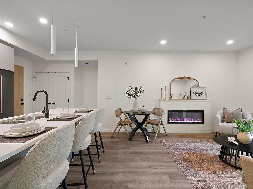 1st image of 610 Lampson St #404