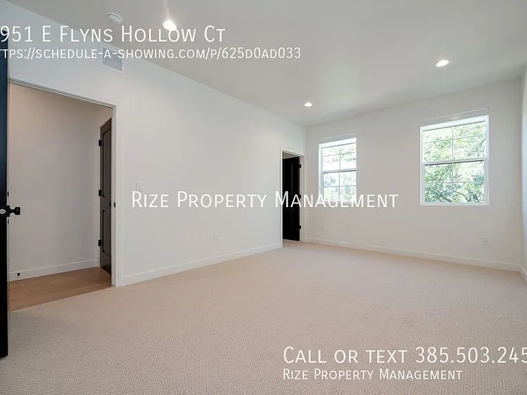 1951 E Flyns Hollow Ct — Photo 18