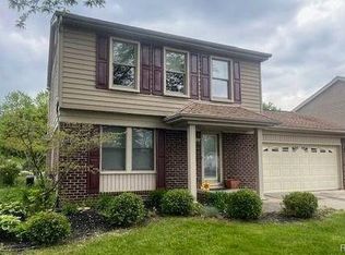 1212 Hampshire Dr, Canton, MI 48188