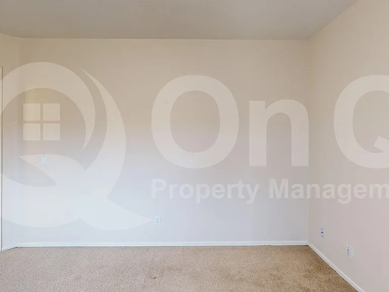 1710 E South Mountain Ave — Photo 14