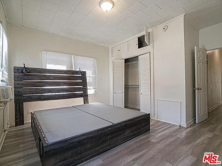 336 S Wilton Pl #338 — Photo 11