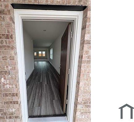3rd image of 2016 Prairie Ln