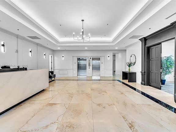 4th image of 2665 SW 37th Ave APT 313