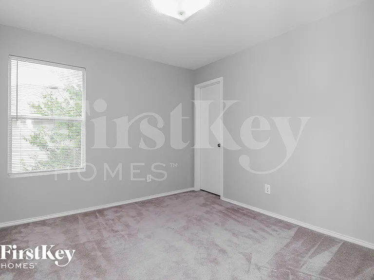 6933 Meadow Way Ln — Photo 12