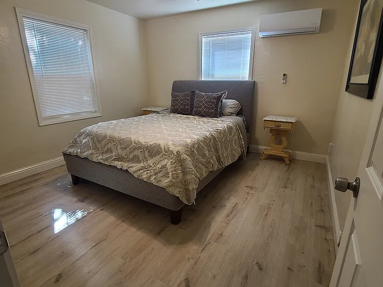 2024 Roble Ave — Photo 20