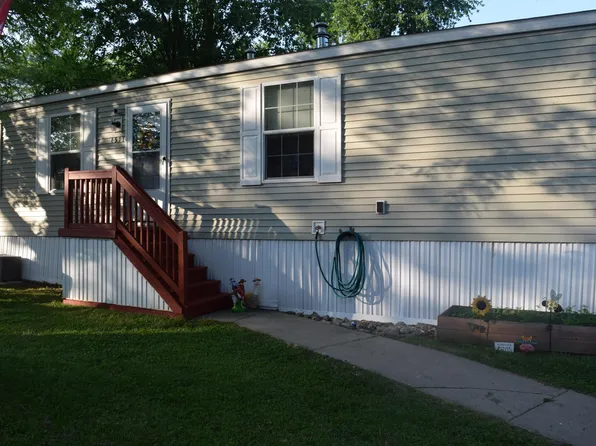 4511 Knollwood Dr, Allendale, MI 49401