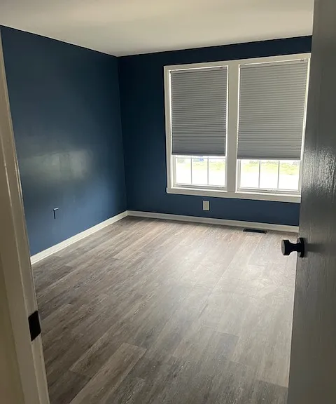 1547 Iris Ct — Photo 5