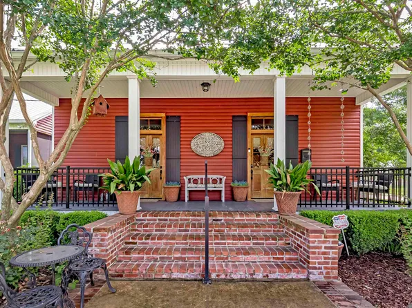 210 Louisiana St, New Roads, LA 70760