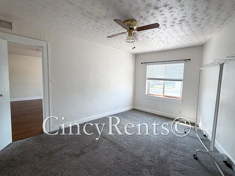 3540 Columbia Pkwy #2 — Photo 12